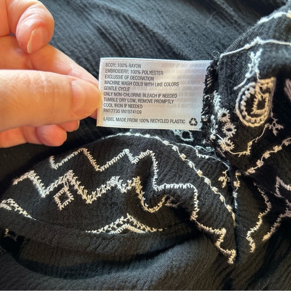 Knox Rose Large Cold Shoulder‎ Black Bohemian  Embroidered Crape Dress Cottage - Picture 9 of 9